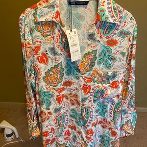 BRAND NEW ZARA SPRING BUTTON UP
